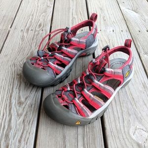 Women's Keen 8.5 US 39 EU 6 UK waterproof sandals